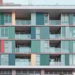 Facciate continue in vetro una panoramica su tipologie, vantaggi e variabili di spesa